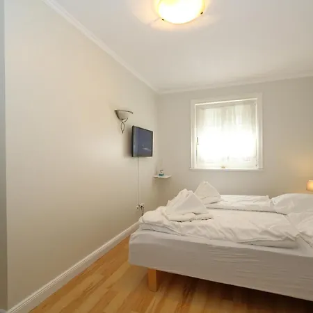 Friedrichshain-theodor Storm Apartament